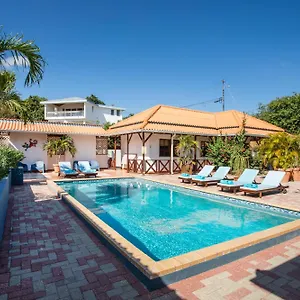  Villa Bloublou Curacao